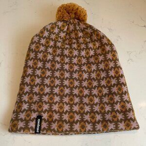 Patagonia Printed Knit 100% Recycled Poly Beanie Hat Olive Grn Pink Gold Sz OS